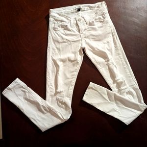 Women's white skinny jeans